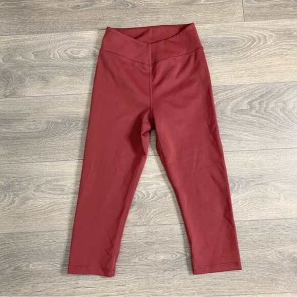 Love Wave Revolve Amy Capri Pant Leggings Cropped High Rise Bordeaux Size Small - Picture 6 of 14
